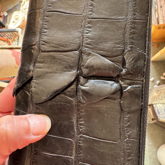 Exsotti Handbags - Elegant Wild Caught Imported Genuine Alligator Leather Unisex Clutch wallet